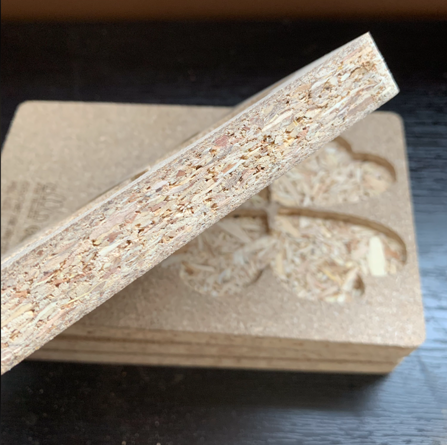 实木鹤壁市颗粒板是什么材质？优缺点一次性说清！