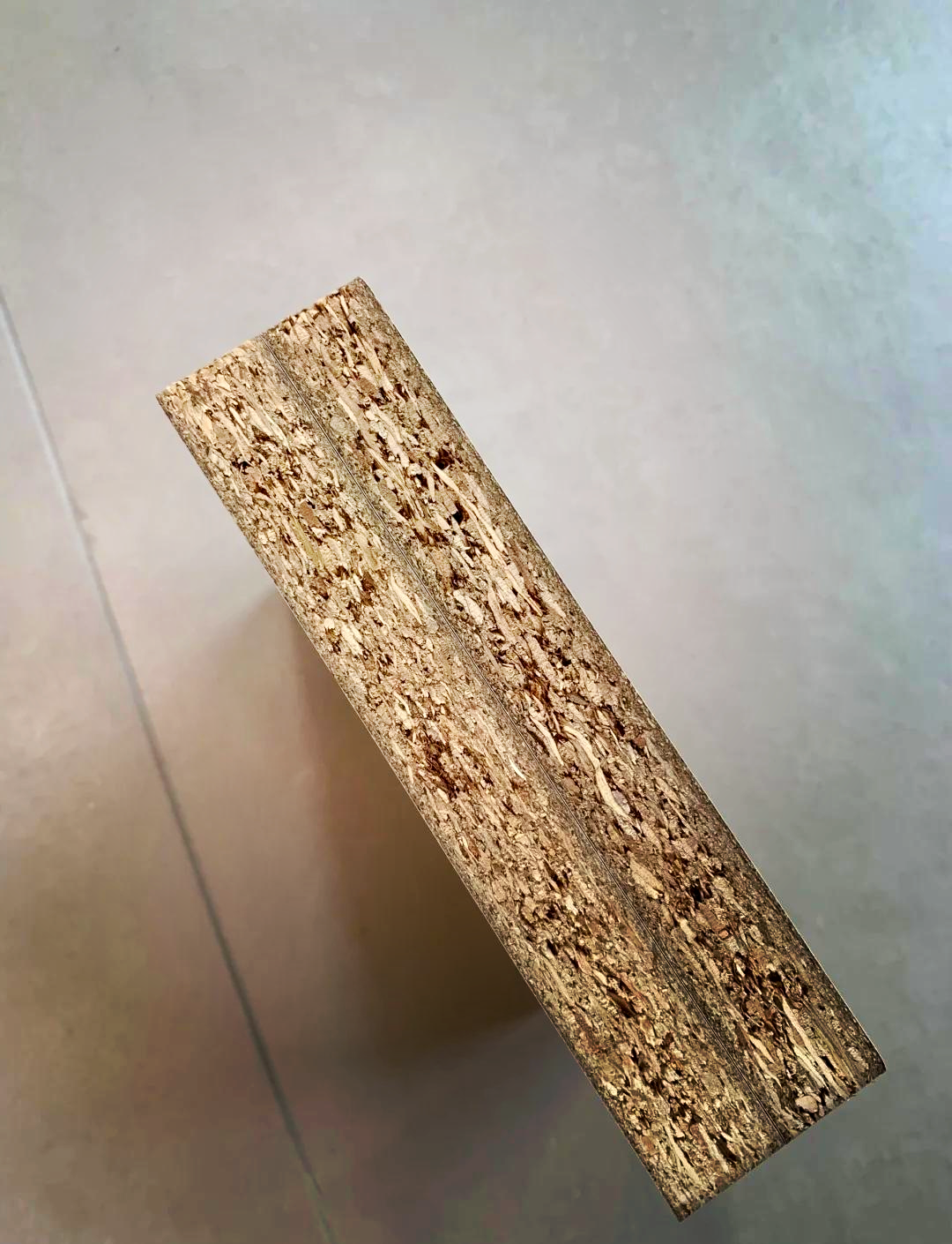 鹤壁市颗粒板：你以为的“好板材”，恰恰是高端品牌淘汰的对象